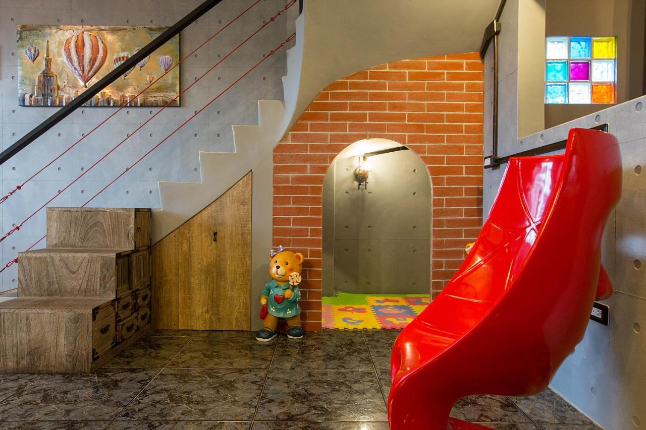 Yi Suo Yen Yu Homestay Chenggong Eksteriør billede
